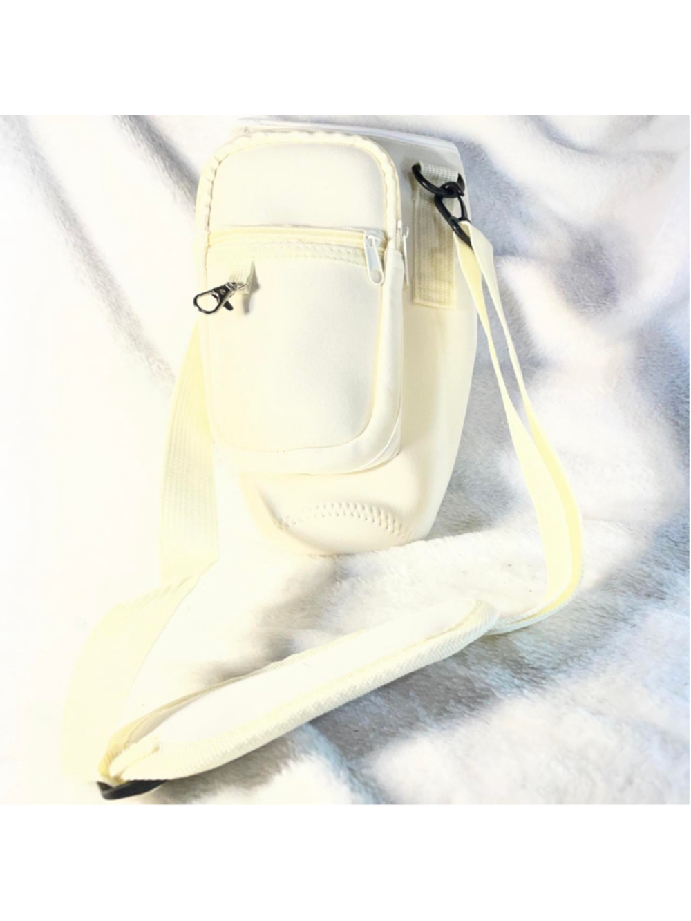 image shows a cream-colored, water-resistant neoprene water bottle carrier bag f - Picture 4 of 4
